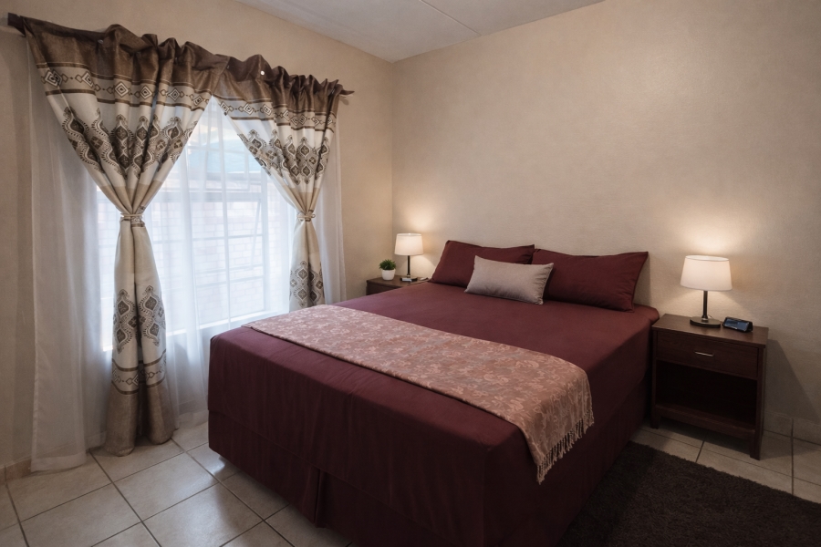 2 Bedroom Property for Sale in Rustenburg Central North West